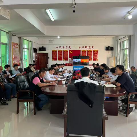 海胶集团中建分公司组织观看海垦集团授课视频