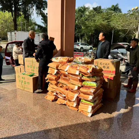 【迎新年 暖人心】海胶集团中建分公司工会为全体职工发放春节福利