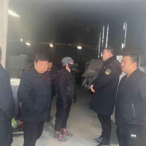 洪庆街道安全生产隐患排查进企业