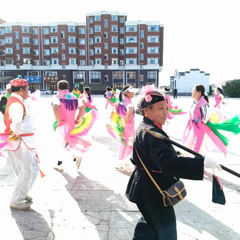 【我们的节日•中秋遇国庆】好望社区：双节同庆颂祖国 文化惠民暖人心