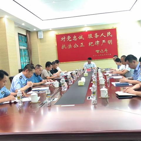 区委副书记王家强到公安龙华分局专题调研未成年人保护和预防违法犯罪工作