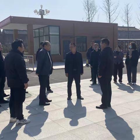 绛县城关初中考察团到我校观摩交流优质均衡创建工作