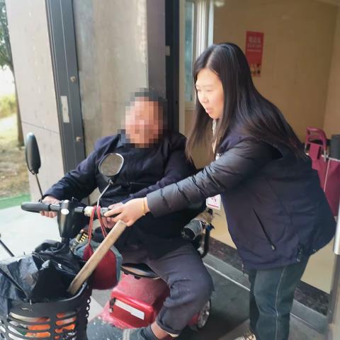 丨斗门街道丨小小善举暖人心——网格员协助残疾人保安全