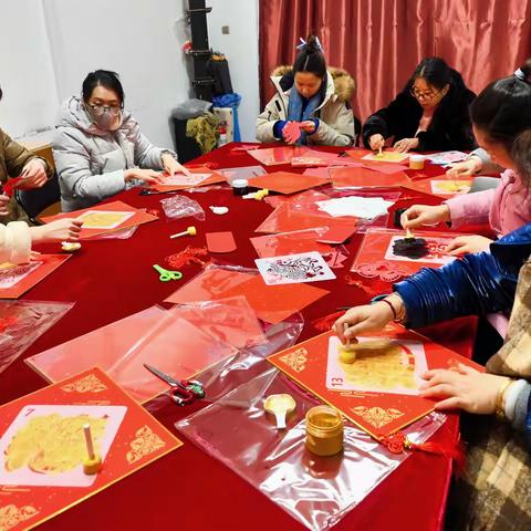 墨香纸韵迎新春，指尖年味暖民心——城乡路街道翡翠城社区非遗体验活动