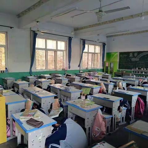 防灾减灾记心中---涉县原曲中学防震演练逃生活动纪实