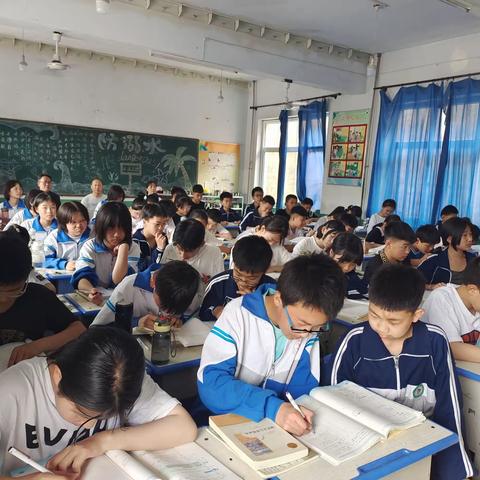 【城乡融合】--第五中学原曲中学城乡融合活动纪实