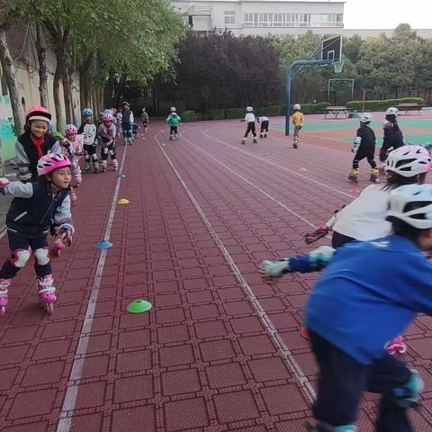 青城路小学4月10日社团课