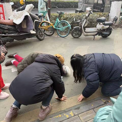 巡查值守不松懈 应急处置暖民心——社区妥善处置居民意外碰撞事件