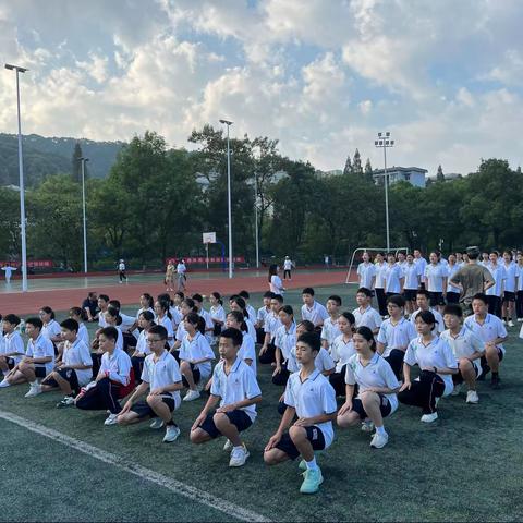 “心系国防建设，强国复兴有我”——记280入学教育第二天