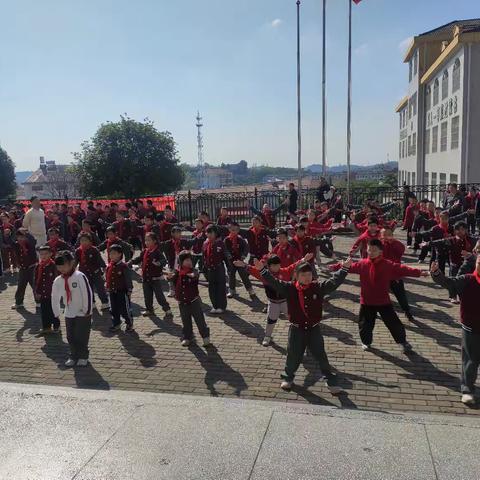 【党建引领德育】童心绽活力，戏韵润校园 ——团风县张浩学校开展七彩阳光课间操 & 戏曲广播体操挑战赛