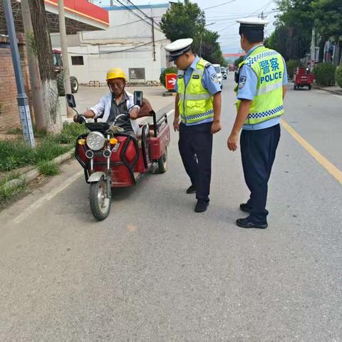 持续开展逢集会交通违法整顿 全力提升暑期群众出行安全意识