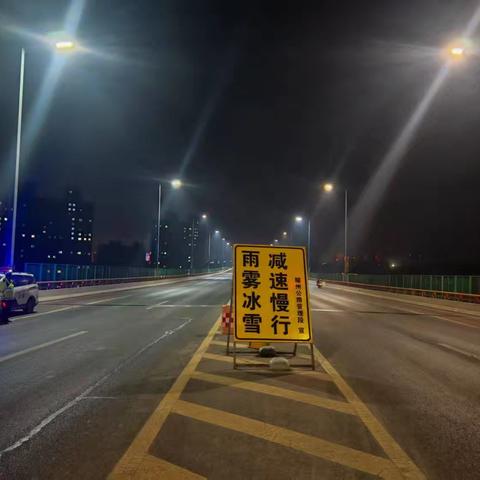 石柱中队全力整治大货车违法及重点车辆交通乱象