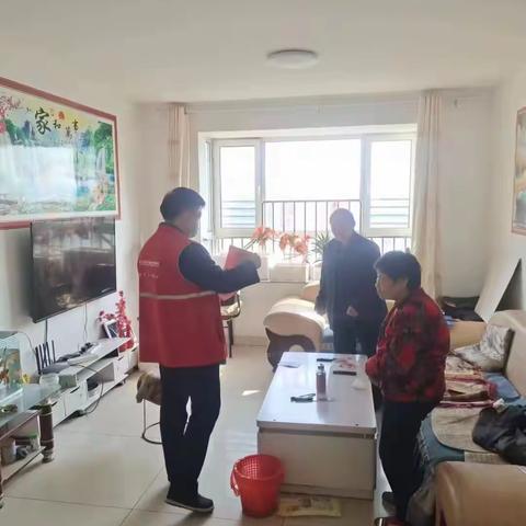 西琅沟村开展打击非法集资、扫黑除恶、反邪教宣传活动