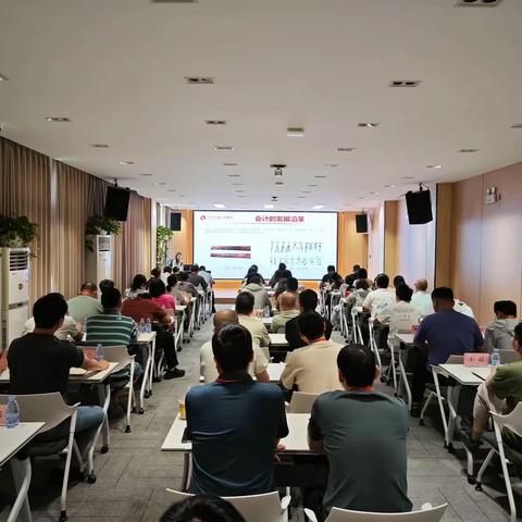 青舟启航 | 双轨课程 “走新”更“走心”