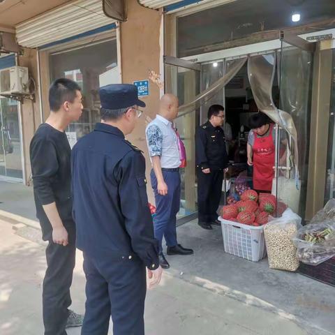 张坊镇：“门前五包” 责任制管理促成效