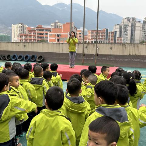 巫溪县大风车幼儿园花仙子一班第二周精彩回顾