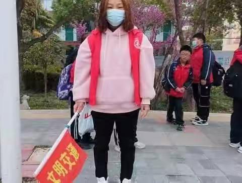 安全护学岗，撑起平安伞——李八庙小学四一班护学岗美篇