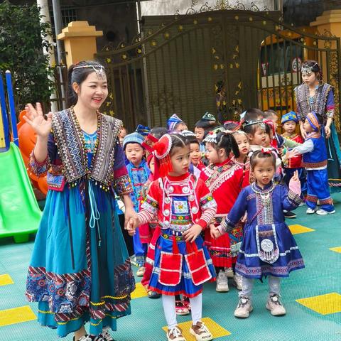 明日之星幼儿园“唱响三月三，传承民族情”活动