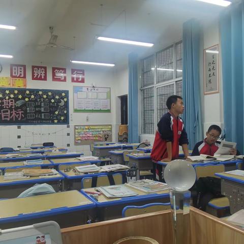 读书沐初心，相伴共成长