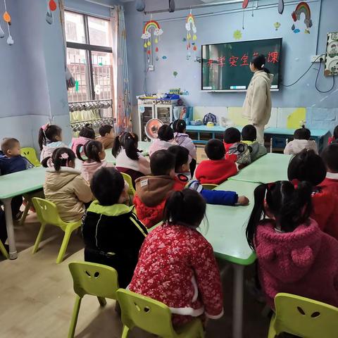 龙行龘龘，美好如期，春光为序 ，华章再起