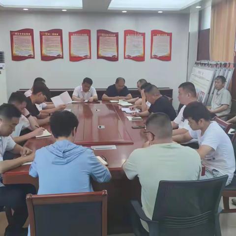 鹿邑公司发展建设部召开配网管理提升月度例会