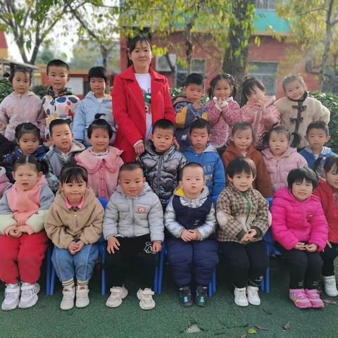 萌蕾幼儿园小二班第十四周活动精彩瞬间