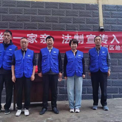 回民区地震局开展“民族团结一家亲法制宣传入人心”民族法治宣传周活动