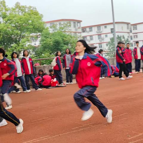 以艺通心，以文化人，奋进新时代，逐梦向未来——萍乡市上栗中学金山校区举行第29届运动会（第二天）