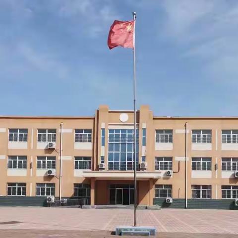 潘石中心小学暑假致学生家长的一封信