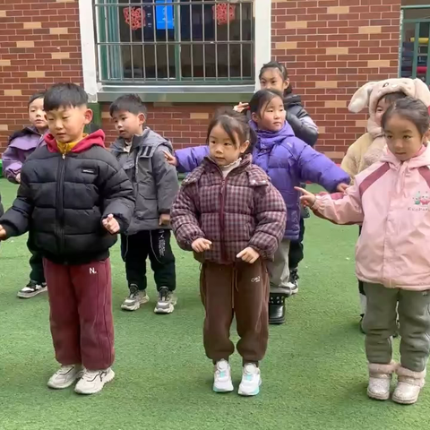 万霖花苑幼儿园大三班周五课程记录