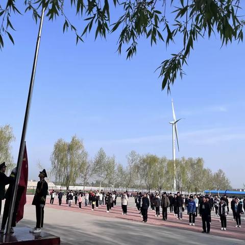 雨晴闲步醉梨花,只将诗句答年华   ——    闫楼乡初级中学第九周工作纪实