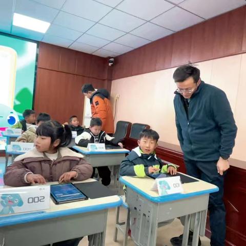 速算先锋，数智同行