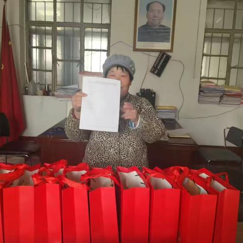 牛泉镇青沙沟村：岁末寒冬暖人心，浓浓关怀显真情