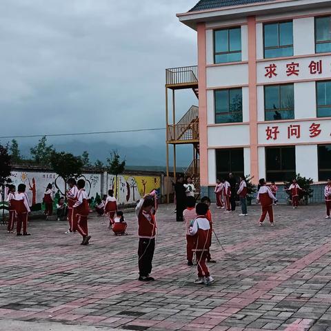 【六一儿童节，与你“童”乐】深入贯彻落实党的二十大会议精神——梳木小学在行动