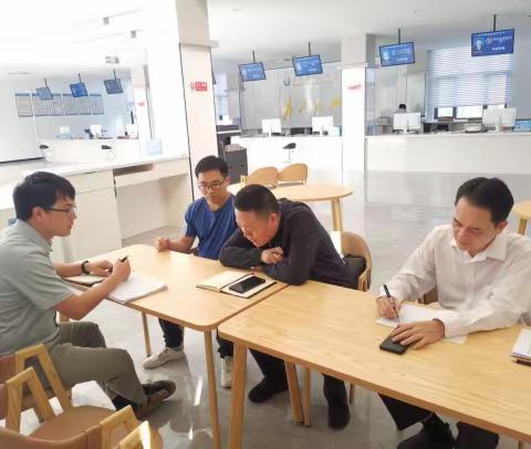 县民政局开展2023年巩固扩展脱贫攻坚同乡村振兴有效衔接考核民政行业检查工作