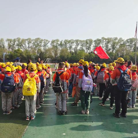 “触摸三晋之魂，厚植爱国情怀”一一刘家堡乡南马小学春季研学旅行活动掠影