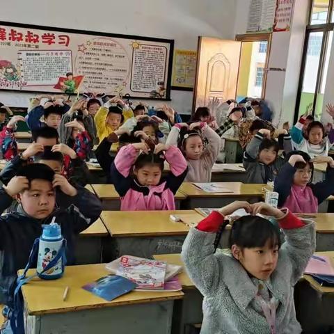 【双减助成长*书法润童心】—邵阳市大祥区三八亭小学二年级书法课堂