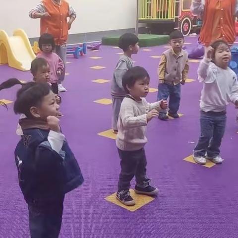 露娜班的一周在线👧🏻👦🏻