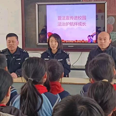 普法宣传进校园，法治护航伴成长——临清市新华联校陈庄小学2025年度法治报告会