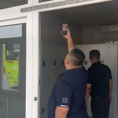 客五八队与客五九队切实提升场站管理水平，开展七类高频问题互查活动