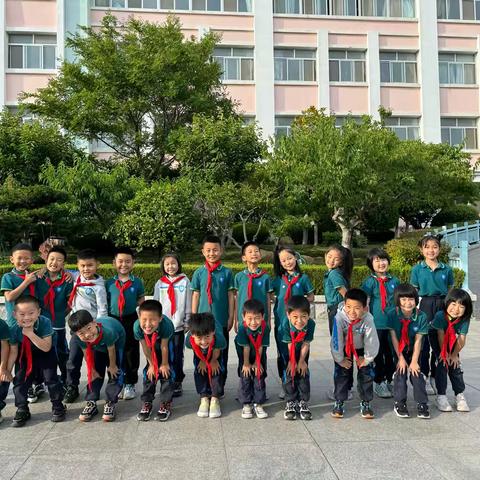 「交通主题」第一辑——威海市第二实验小学2023级10班