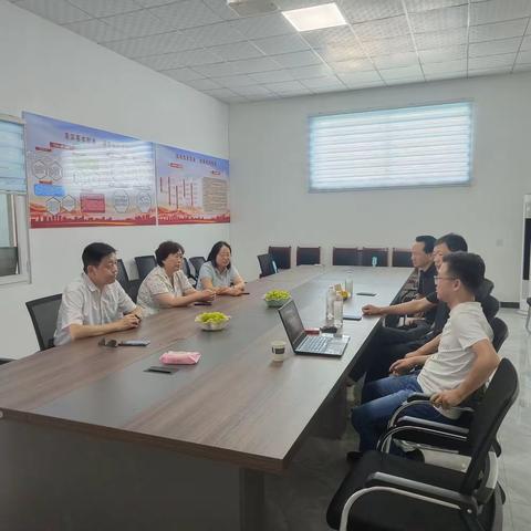 区人大常委会主任刘素芳在肥接待张颖教授、牛耀总经理一行