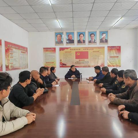 区领导王绍山到东漳堡镇东赵村讲专题党课