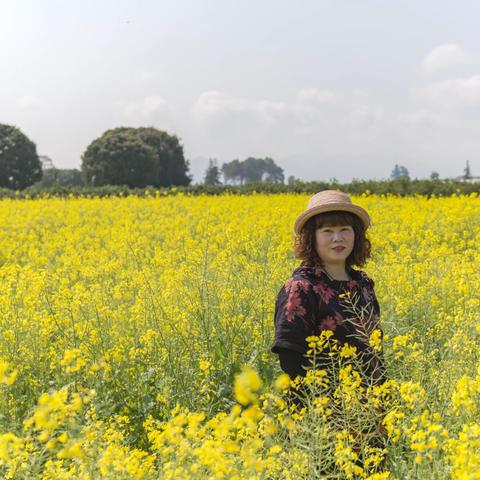 杨迪灵川县潭下镇新桥村油菜花影集