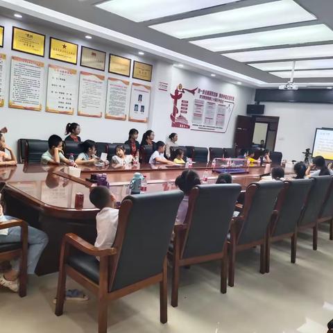 南滨社区2024年社区教育系列.“魅力黎锦，传承非遗”黎锦文化体验活动