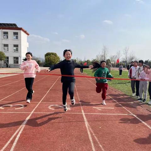 近视防控宣传教育月】呵护眼睛，预防近视