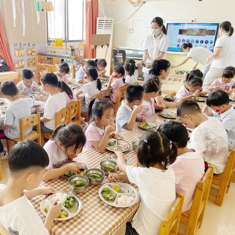 【未央学前 玉丰保健】科学进餐好习惯——汉城玉丰幼儿园一日生活之进餐环节