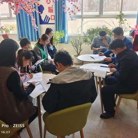 听课助成长，教研助提升——癿藏镇桥头小学开展语文教研活动