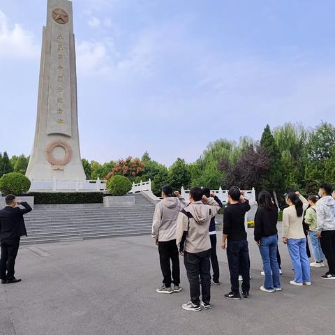 金城街道南城社区开展5➕N主题党日活动