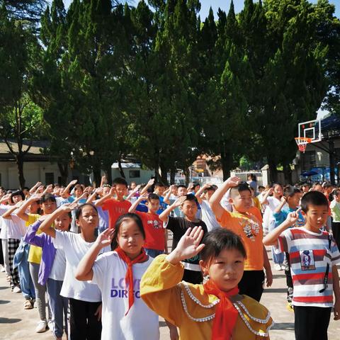 忠防中心小学2022年国庆放假通知